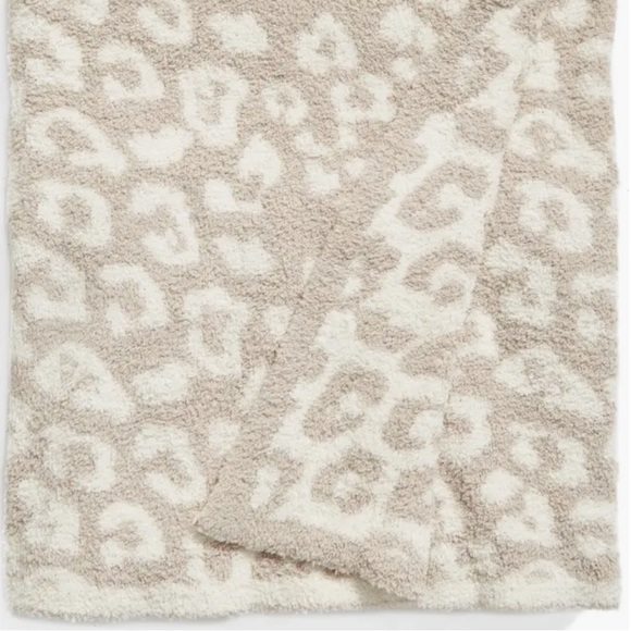 Barefoot Dreams In The Wild Throw Blanket Cream/Stone - Picture 2 of 8